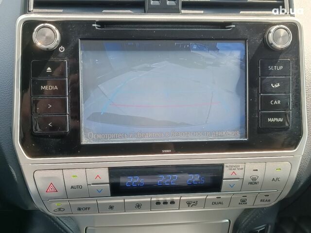 Белый Тойота Ленд Крузер Прадо, объемом двигателя 2.8 л и пробегом 122 тыс. км за 37490 $, фото 30 на Automoto.ua