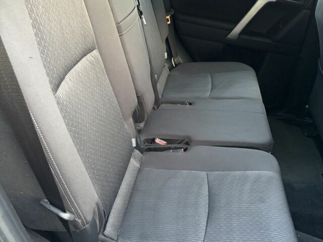 Білий Тойота Ленд Крузер Прадо, об'ємом двигуна 2.8 л та пробігом 98 тис. км за 35333 $, фото 10 на Automoto.ua