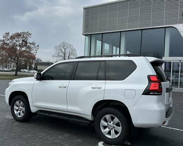Белый Тойота Ленд Крузер Прадо, объемом двигателя 2.69 л и пробегом 153 тыс. км за 27900 $, фото 12 на Automoto.ua