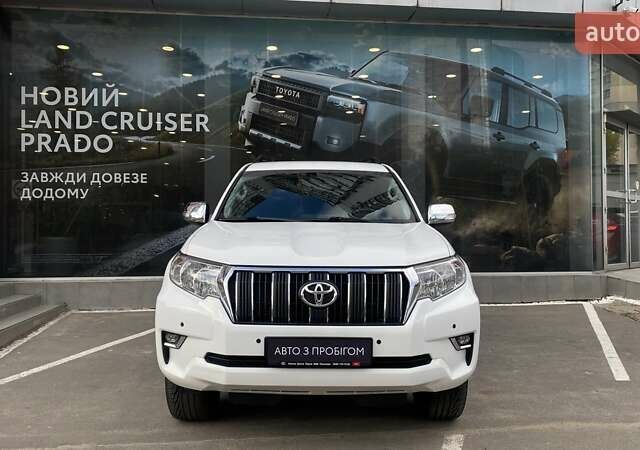Тойота Ленд Крузер Прадо 2018 в Одессе на Automoto.ua Белый Тойота Ленд Крузер Прадо, объемом двигателя 2.69 л и пробегом 153 тыс. км за 29817 $, фото 4 на Automoto.ua