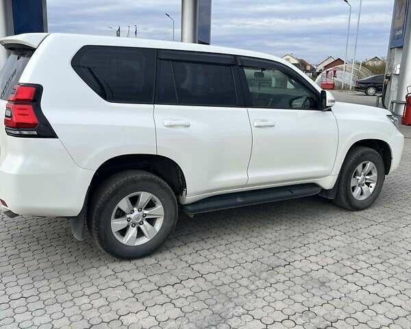 Білий Тойота Ленд Крузер Прадо, об'ємом двигуна 2.76 л та пробігом 95 тис. км за 36000 $, фото 4 на Automoto.ua