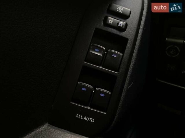 Тойота Ленд Крузер Прадо 2018 в Одессе на Automoto.ua Белый Тойота Ленд Крузер Прадо, объемом двигателя 2.69 л и пробегом 153 тыс. км за 29817 $, фото 16 на Automoto.ua