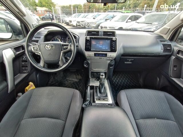 Белый Тойота Ленд Крузер Прадо, объемом двигателя 2.8 л и пробегом 122 тыс. км за 37490 $, фото 14 на Automoto.ua