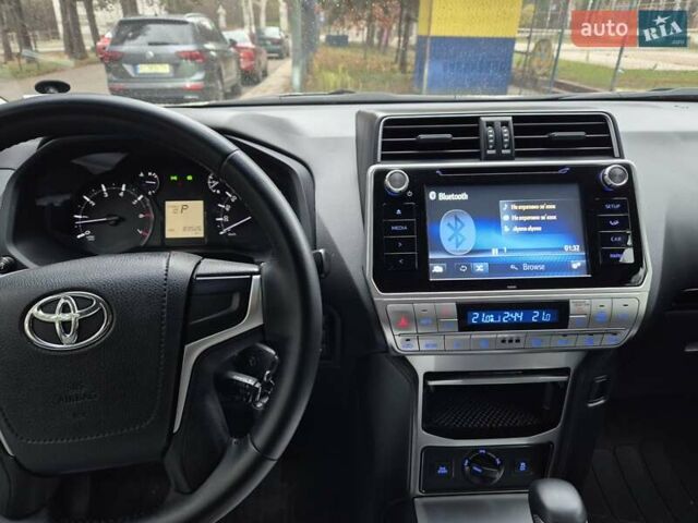 Белый Тойота Ленд Крузер Прадо, объемом двигателя 2.7 л и пробегом 83 тыс. км за 32950 $, фото 7 на Automoto.ua