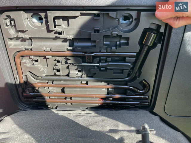 Тойота Ленд Крузер Прадо 2018 в Одессе на Automoto.ua Белый Тойота Ленд Крузер Прадо, объемом двигателя 2.69 л и пробегом 59 тыс. км за 33900 $, фото 34 на Automoto.ua