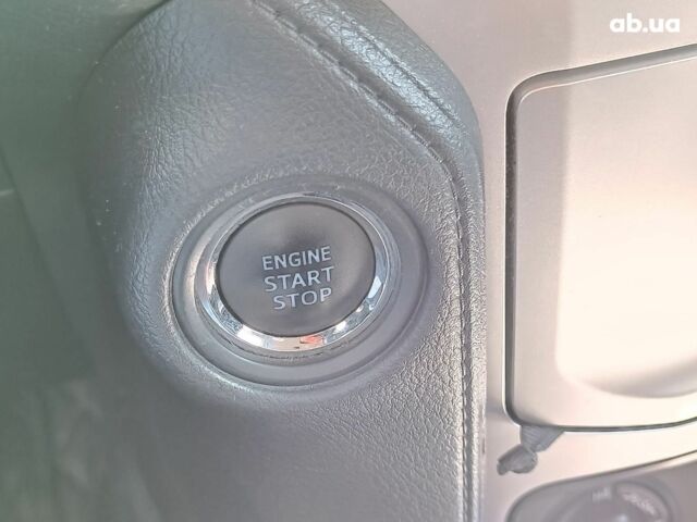 Белый Тойота Ленд Крузер Прадо, объемом двигателя 2.8 л и пробегом 122 тыс. км за 37490 $, фото 31 на Automoto.ua