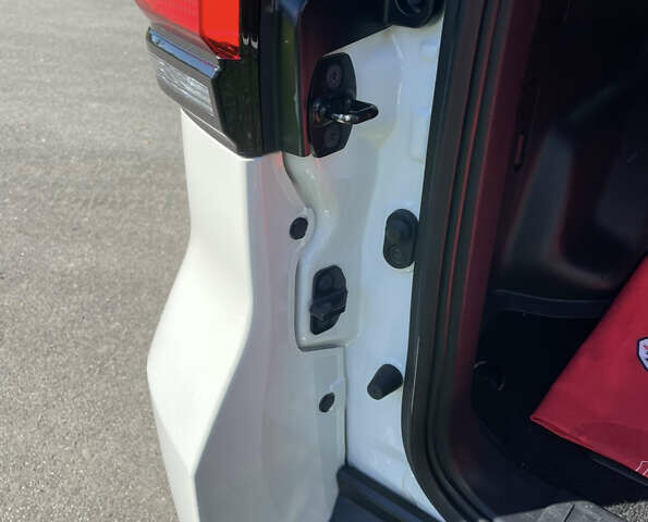 Тойота Ленд Крузер Прадо 2018 в Одессе на Automoto.ua Белый Тойота Ленд Крузер Прадо, объемом двигателя 2.69 л и пробегом 59 тыс. км за 33900 $, фото 14 на Automoto.ua