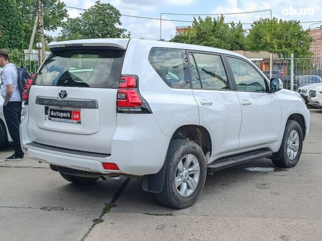 Белый Тойота Ленд Крузер Прадо, объемом двигателя 2.8 л и пробегом 122 тыс. км за 37490 $, фото 6 на Automoto.ua