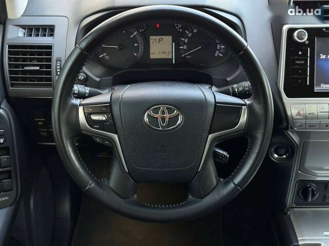 Белый Тойота Ленд Крузер Прадо, объемом двигателя 4 л и пробегом 119 тыс. км за 34950 $, фото 17 на Automoto.ua