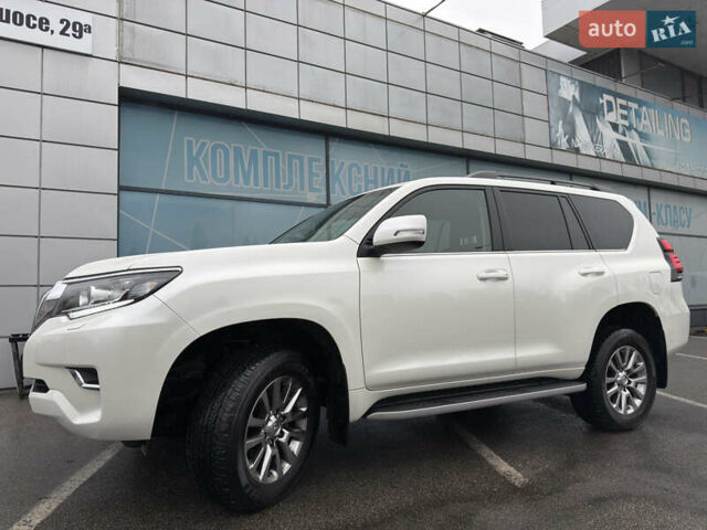 Белый Тойота Ленд Крузер Прадо, объемом двигателя 4 л и пробегом 64 тыс. км за 42900 $, фото 5 на Automoto.ua