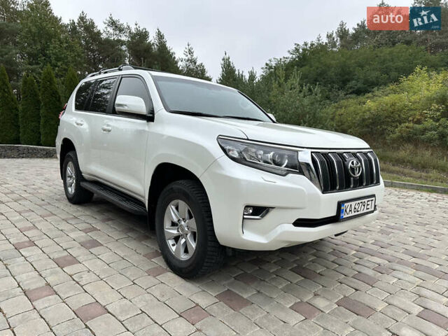 Белый Тойота Ленд Крузер Прадо, объемом двигателя 3.96 л и пробегом 131 тыс. км за 39900 $, фото 13 на Automoto.ua