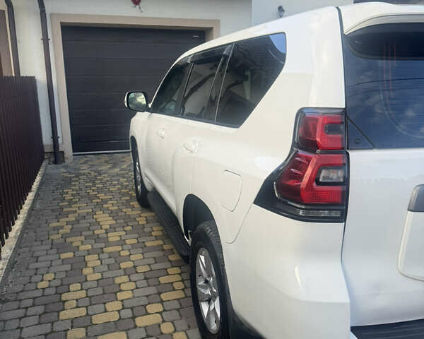 Білий Тойота Ленд Крузер Прадо, об'ємом двигуна 2.76 л та пробігом 141 тис. км за 36300 $, фото 13 на Automoto.ua