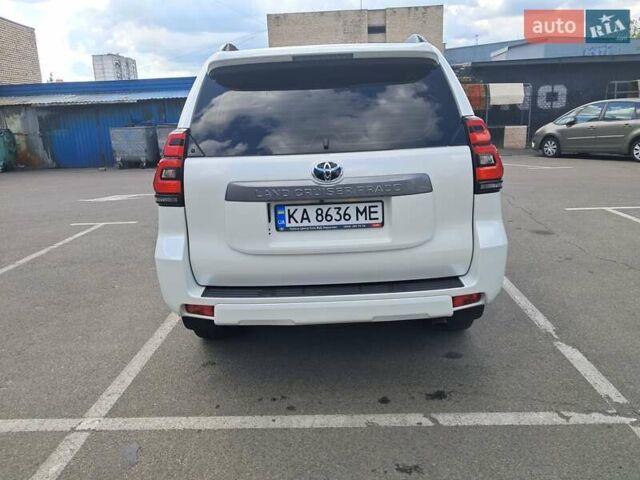 Білий Тойота Ленд Крузер Прадо, об'ємом двигуна 3.96 л та пробігом 103 тис. км за 42000 $, фото 12 на Automoto.ua