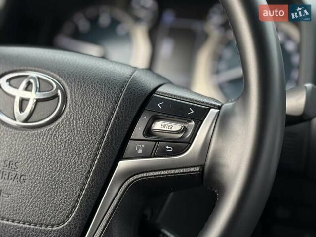 Белый Тойота Ленд Крузер Прадо, объемом двигателя 2.76 л и пробегом 141 тыс. км за 38500 $, фото 42 на Automoto.ua