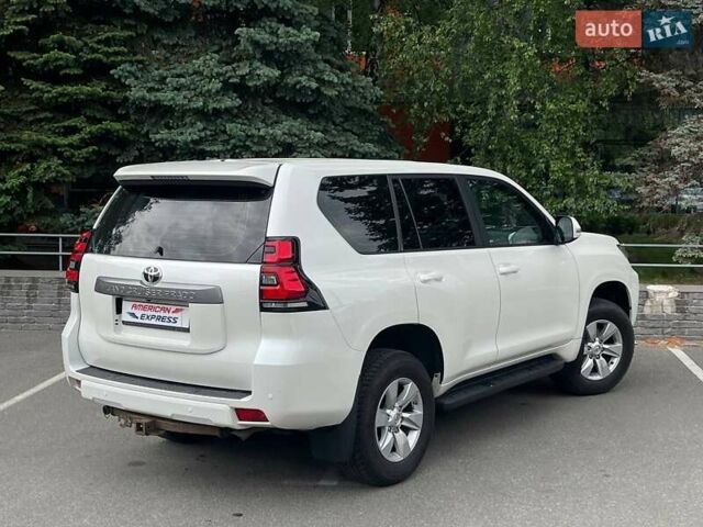 Білий Тойота Ленд Крузер Прадо, об'ємом двигуна 4 л та пробігом 72 тис. км за 38500 $, фото 6 на Automoto.ua