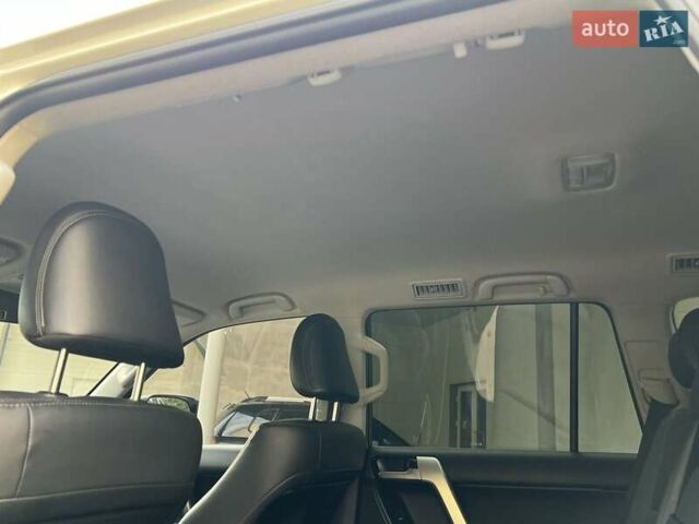 Белый Тойота Ленд Крузер Прадо, объемом двигателя 3.96 л и пробегом 103 тыс. км за 39500 $, фото 35 на Automoto.ua