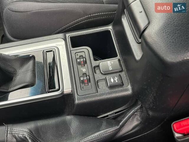 Білий Тойота Ленд Крузер Прадо, об'ємом двигуна 4 л та пробігом 72 тис. км за 38500 $, фото 14 на Automoto.ua