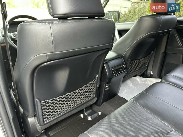 Белый Тойота Ленд Крузер Прадо, объемом двигателя 3.96 л и пробегом 131 тыс. км за 39900 $, фото 36 на Automoto.ua