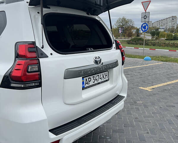 Белый Тойота Ленд Крузер Прадо, объемом двигателя 2.76 л и пробегом 146 тыс. км за 35000 $, фото 13 на Automoto.ua