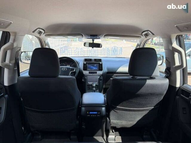 Белый Тойота Ленд Крузер Прадо, объемом двигателя 4 л и пробегом 119 тыс. км за 34950 $, фото 15 на Automoto.ua