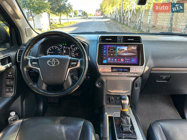 Белый Тойота Ленд Крузер Прадо, объемом двигателя 3.96 л и пробегом 101 тыс. км за 39000 $, фото 11 на Automoto.ua