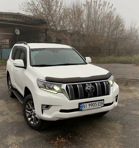 Белый Тойота Ленд Крузер Прадо, объемом двигателя 3.96 л и пробегом 71 тыс. км за 49999 $, фото 1 на Automoto.ua