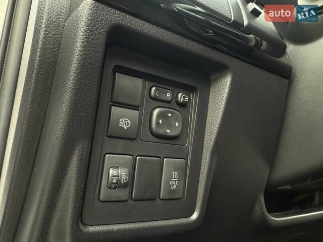 Белый Тойота Ленд Крузер Прадо, объемом двигателя 2.76 л и пробегом 141 тыс. км за 38500 $, фото 37 на Automoto.ua