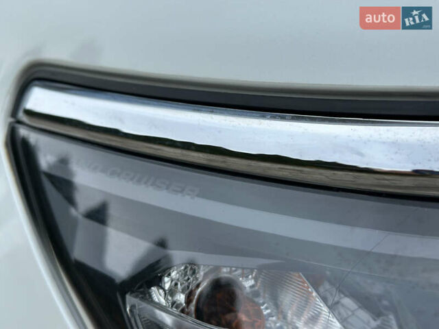 Белый Тойота Ленд Крузер Прадо, объемом двигателя 3.96 л и пробегом 131 тыс. км за 39900 $, фото 21 на Automoto.ua