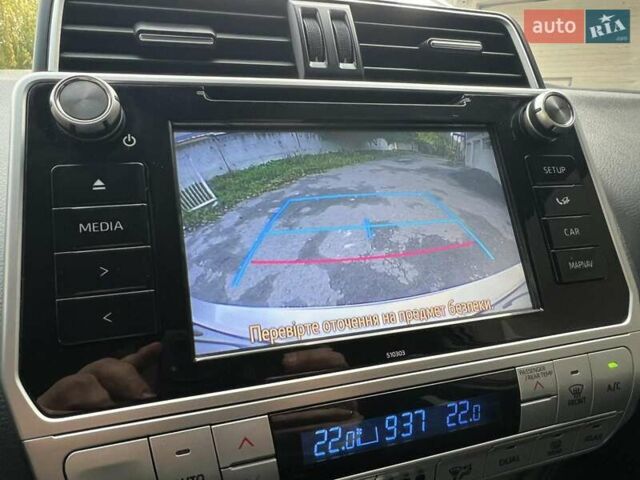 Белый Тойота Ленд Крузер Прадо, объемом двигателя 3.96 л и пробегом 103 тыс. км за 39500 $, фото 31 на Automoto.ua