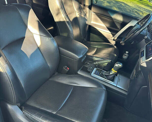 Белый Тойота Ленд Крузер Прадо, объемом двигателя 3.96 л и пробегом 101 тыс. км за 39000 $, фото 7 на Automoto.ua