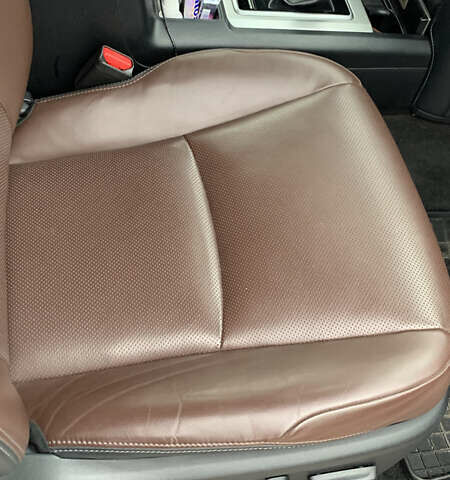 Белый Тойота Ленд Крузер Прадо, объемом двигателя 3.96 л и пробегом 71 тыс. км за 49999 $, фото 23 на Automoto.ua