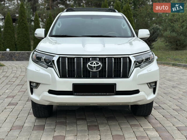 Белый Тойота Ленд Крузер Прадо, объемом двигателя 3.96 л и пробегом 131 тыс. км за 39900 $, фото 4 на Automoto.ua
