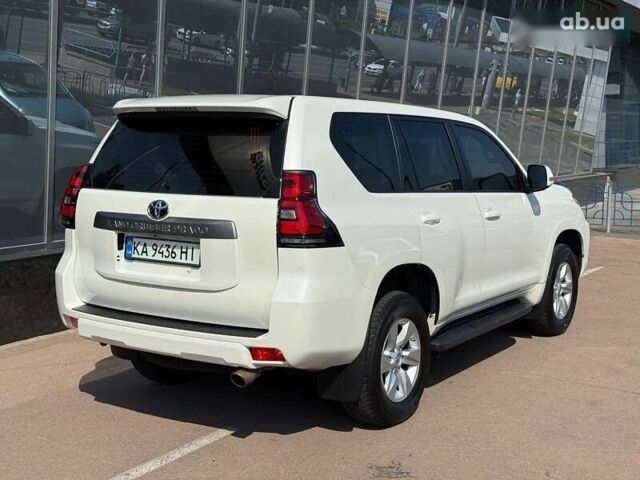 Белый Тойота Ленд Крузер Прадо, объемом двигателя 4 л и пробегом 119 тыс. км за 34950 $, фото 3 на Automoto.ua