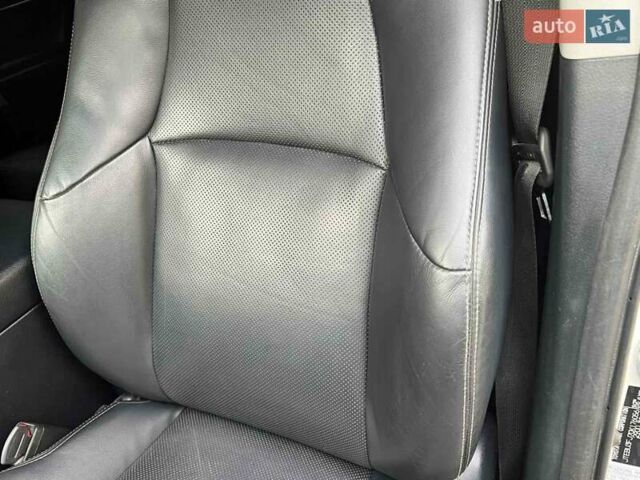 Белый Тойота Ленд Крузер Прадо, объемом двигателя 3.96 л и пробегом 103 тыс. км за 39500 $, фото 24 на Automoto.ua