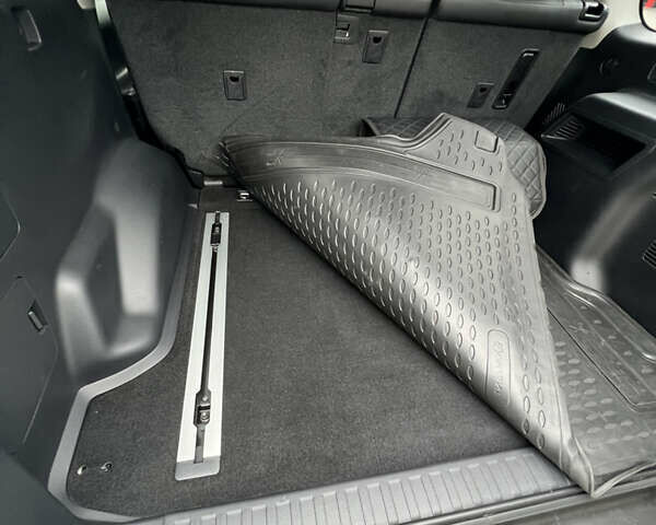 Білий Тойота Ленд Крузер Прадо, об'ємом двигуна 2.75 л та пробігом 243 тис. км за 38000 $, фото 16 на Automoto.ua