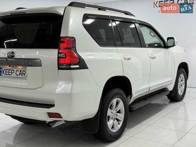 Білий Тойота Ленд Крузер Прадо, об'ємом двигуна 2.76 л та пробігом 139 тис. км за 43000 $, фото 14 на Automoto.ua