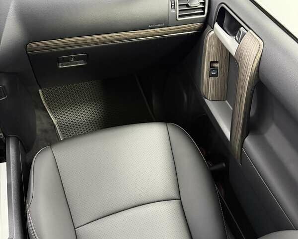 Білий Тойота Ленд Крузер Прадо, об'ємом двигуна 2.76 л та пробігом 139 тис. км за 43000 $, фото 24 на Automoto.ua