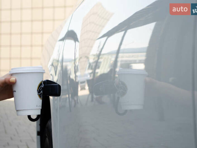 Белый Тойота Ленд Крузер Прадо, объемом двигателя 3.96 л и пробегом 42 тыс. км за 46500 $, фото 64 на Automoto.ua