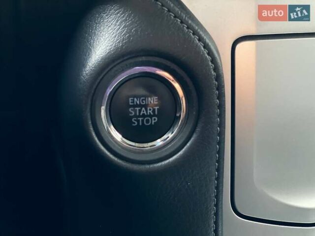 Тойота Ленд Крузер Прадо 2020 в Киеве на Automoto.ua Белый Тойота Ленд Крузер Прадо, объемом двигателя 3.96 л и пробегом 130 тыс. км за 44490 $, фото 36 на Automoto.ua