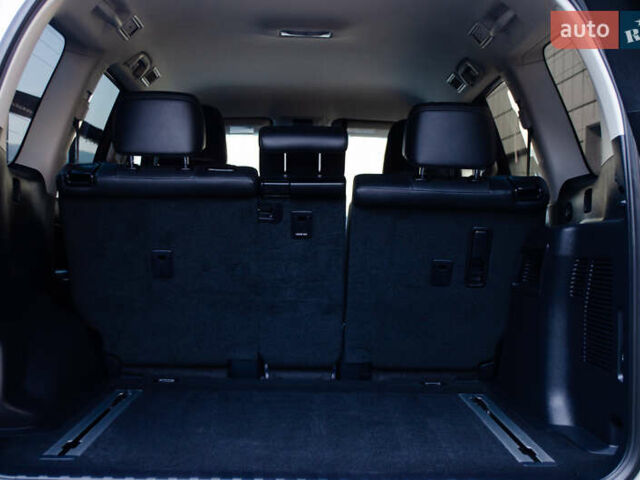 Белый Тойота Ленд Крузер Прадо, объемом двигателя 3.96 л и пробегом 42 тыс. км за 46500 $, фото 62 на Automoto.ua