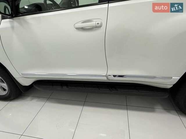 Білий Тойота Ленд Крузер Прадо, об'ємом двигуна 2.76 л та пробігом 139 тис. км за 43000 $, фото 18 на Automoto.ua