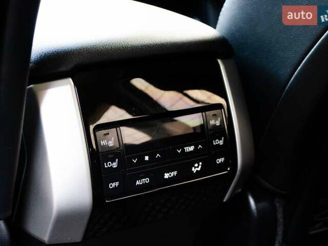 Белый Тойота Ленд Крузер Прадо, объемом двигателя 3.96 л и пробегом 42 тыс. км за 46500 $, фото 53 на Automoto.ua