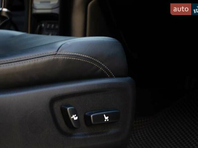 Белый Тойота Ленд Крузер Прадо, объемом двигателя 3.96 л и пробегом 42 тыс. км за 46500 $, фото 43 на Automoto.ua