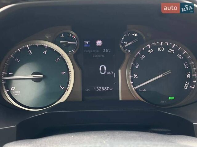 Белый Тойота Ленд Крузер Прадо, объемом двигателя 3.96 л и пробегом 130 тыс. км за 44490 $, фото 33 на Automoto.ua