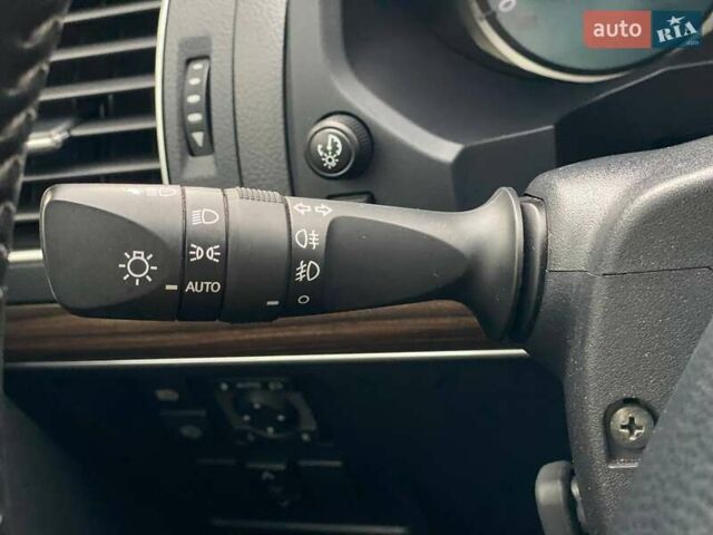 Тойота Ленд Крузер Прадо 2020 в Киеве на Automoto.ua Белый Тойота Ленд Крузер Прадо, объемом двигателя 3.96 л и пробегом 130 тыс. км за 44490 $, фото 31 на Automoto.ua