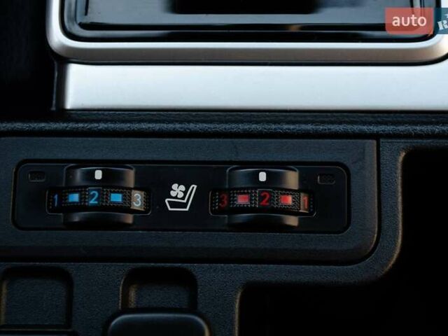 Белый Тойота Ленд Крузер Прадо, объемом двигателя 3.96 л и пробегом 42 тыс. км за 46500 $, фото 40 на Automoto.ua