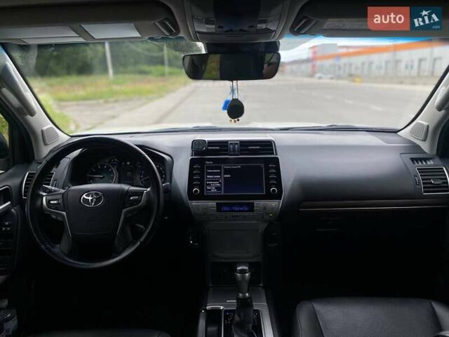 Белый Тойота Ленд Крузер Прадо, объемом двигателя 3.96 л и пробегом 130 тыс. км за 44490 $, фото 23 на Automoto.ua