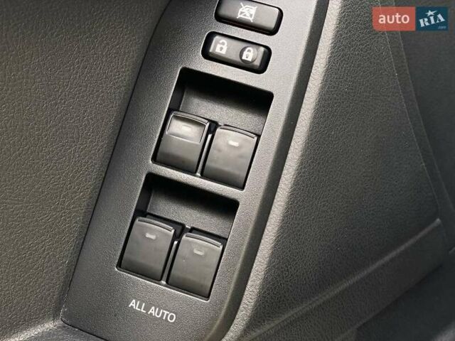 Тойота Ленд Крузер Прадо 2020 в Киеве на Automoto.ua Белый Тойота Ленд Крузер Прадо, объемом двигателя 3.96 л и пробегом 130 тыс. км за 44490 $, фото 27 на Automoto.ua