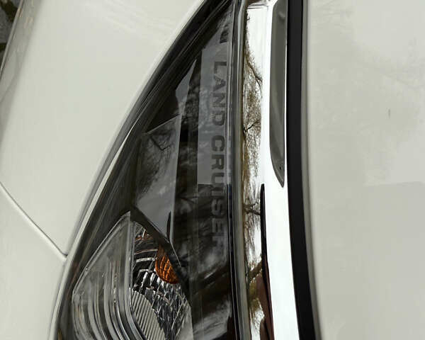 Белый Тойота Ленд Крузер Прадо, объемом двигателя 3.96 л и пробегом 50 тыс. км за 41999 $, фото 137 на Automoto.ua