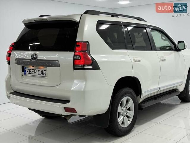 Білий Тойота Ленд Крузер Прадо, об'ємом двигуна 2.76 л та пробігом 139 тис. км за 43000 $, фото 16 на Automoto.ua